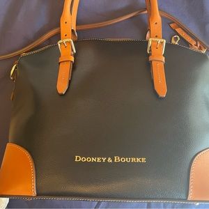 Dooney & Bourke Bag